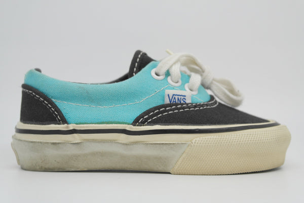 Aqua black vans hotsell