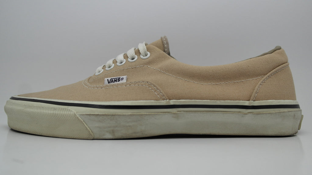 Vans era 95 beige top